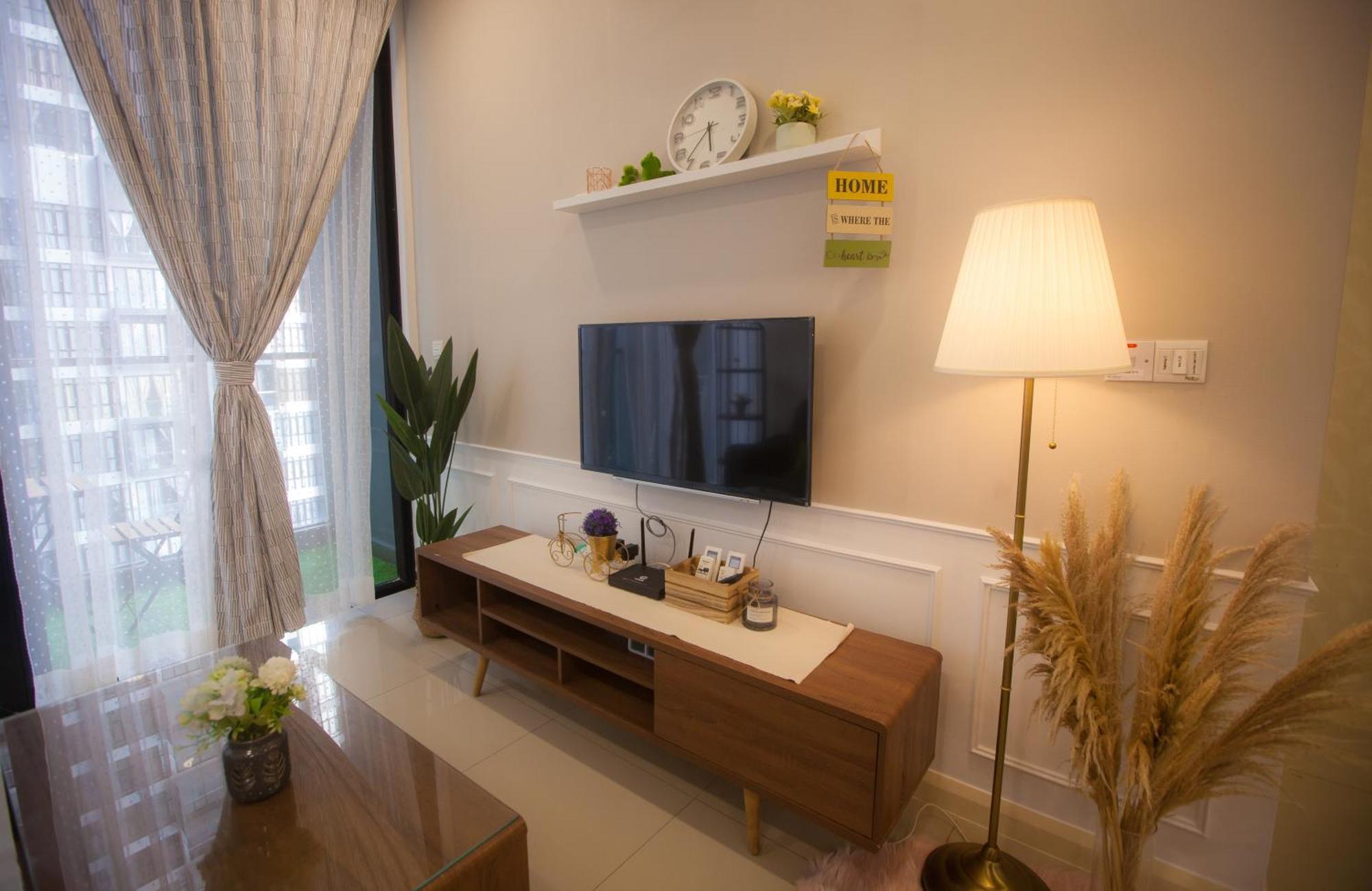 Апартаменты D'Pristine Medini By The One - 8Min Walk To Legoland Нусаджайя Экстерьер фото